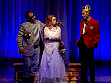 Артисты народного театра Омского радиозавода имени Попова собрали аншлаг