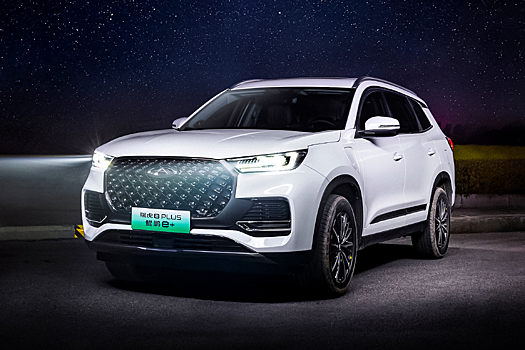 Объявлена стоимость гибридного Chery Tiggo 8 Pro с расходом топлива 1 литр на 100 километров