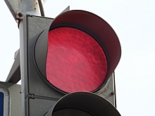 Омич сбил на «зебре» подростка, проехав на красный в центре города