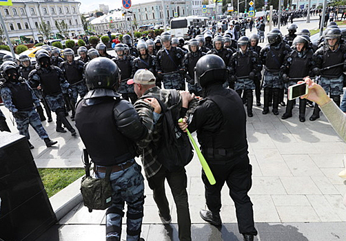 Во время протестов в Москве частично отключили мобильный интернет