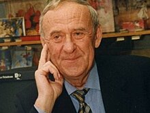 "Новый 1992-й": директор "Зари" в поиске сахара, возвращение мечетей и советские дворы