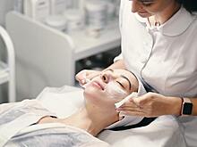 Как химические пилинги помогают сохранить молодость кожи