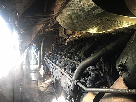 В Бековском районе загорелся грузовой поезд