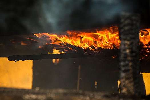 Печи стали причиной крупного пожара в Новокузнецке