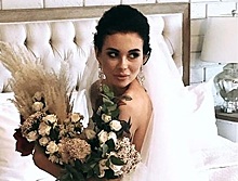 Роскошное платье и нежные признания: звезда «Дома-2» Елена Хромина вышла замуж