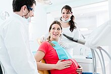 Врач назвал лечение зубов опасным для некоторых беременных
