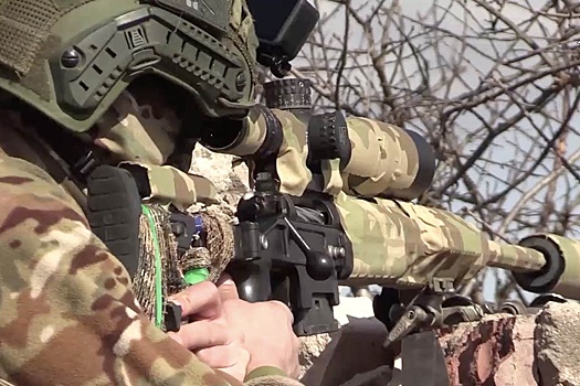 Хроника СВО: Военные РФ уничтожили хранилище с 32 вражескими гаубицами