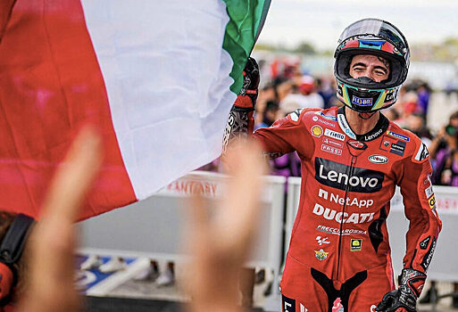 Франческо Баньяя одержал вторую подряд победу на этапе MotoGP в Мизано