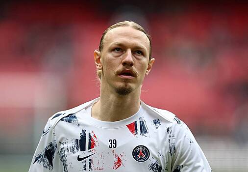 Сафонов рассказал об удивившем его шансоне во Франции