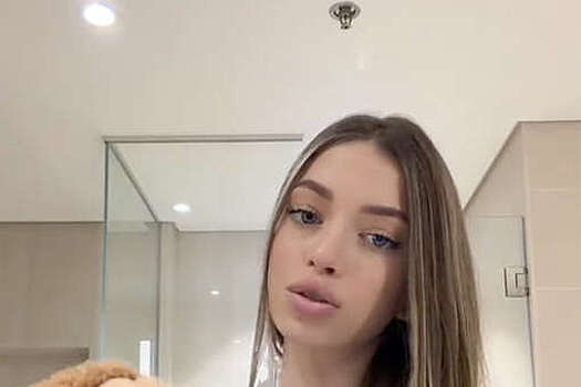 Дочь певицы Веры Брежневой Киперман снялась под песни Меладзе