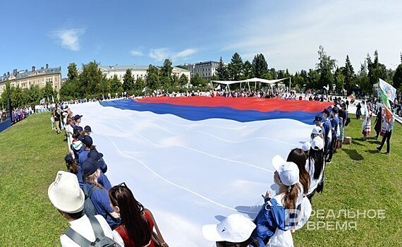 Казань приняла Всероссийскую патриотическую эстафету "Россия — страна Героев"