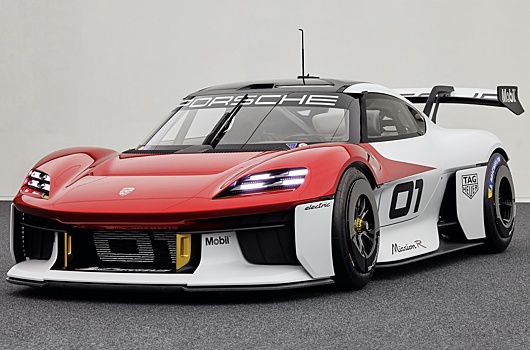 Porsche показала 1100-сильное купе Mission R