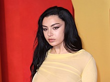 Charli XCX снимется в фильме по «Тысяче и одной ночи»