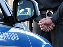 Находящаяся в розыске россиянка устроила перестрелку после ДТП