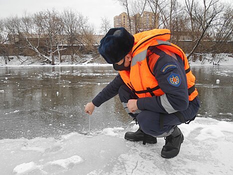 В Подмосковье обнаружили не менее 26 водоемов с критичной толщиной льда