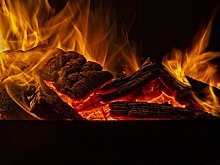 В российском регионе пять детей попали в больницу после пожара в частном доме