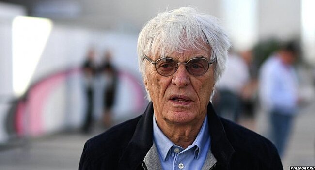 Бывший руководитель «Формулы-1» рассказал, что FIA в прошлом помогала одной из топ-команд