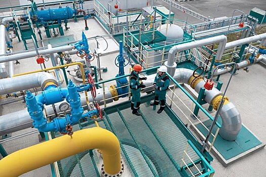 "Казаньоргсинтез" в три раза снизит объем выбросов на факельной системе