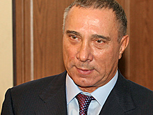Хозяин самой дорогой машины Челябинска пообещал простить водителя ВАЗа