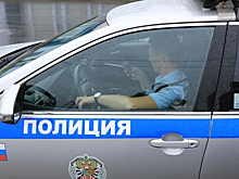 В Петербурге силовики пришли с обысками к члену «Яблока» Василию Неустроеву