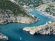 На набережной Балаклавы поставили памятник коту