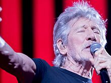 Немцы во Франкфурте вышли на митинг из-за отмены концерта Роджера Уотерса