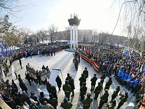 В Оренбурге около 5 000 человек вспомнили о героях Сталинграда