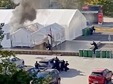 В Белграде мужчина открыл стрельбу на площади перед зданием парламента Сербии