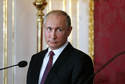 Песков: Путин сам сообщит, когда сделает прививку от COVID-19