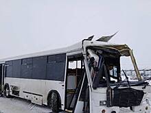 Десять человек пострадали в ДТП с участием автобуса в Новосибирской области