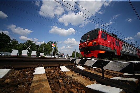 5 000 рублей составит новый штраф за нарушение ПДД через железнодорожный переезд