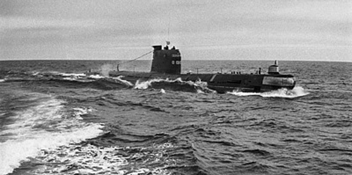 Удар с глубины. История первого подводного старта советской баллистической ракеты