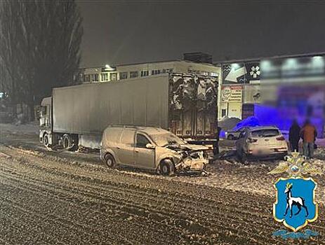 Подросток на Lada Kalina устроил в Самаре ДТП с двумя пострадавшими