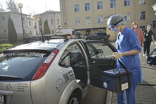 В Москве представили беспилотник, который будет помогать медикам