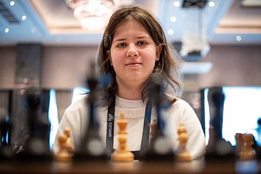 FIDE присвоила 15-летней российской шахматистке звание гроссмейстера