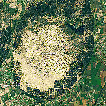 Спутник NASA сфотографировал из космоса украинскую пустыню