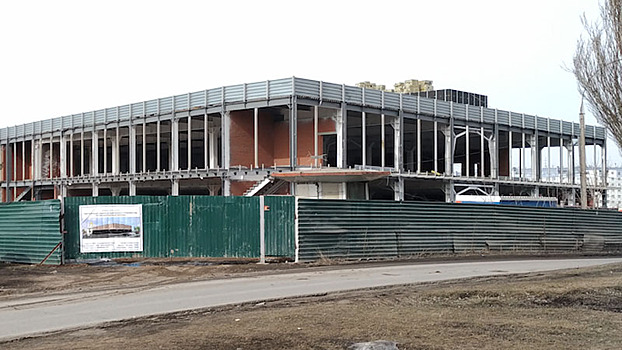 Новый собственник известного недостроя в Кемерове превратит объект в торговый комплекс