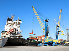 Россияне оказались в ловушке в одном из азиатских портов