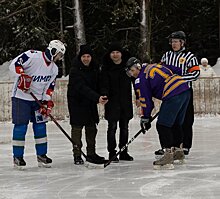 «Уралхим» организовал любительский хоккейный турнир в Кирово-Чепецке