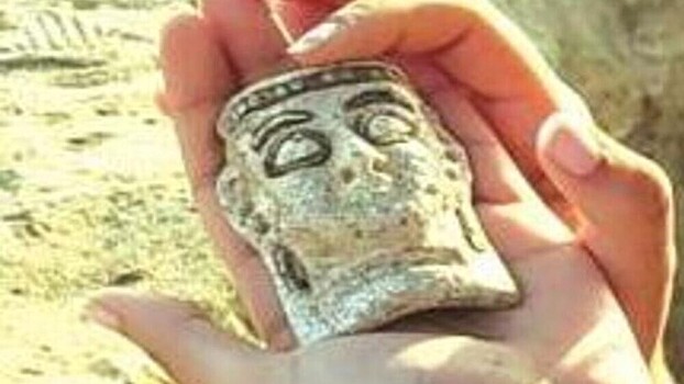 Найдена загадочная ритуальная маска возрастом более 3000 лет