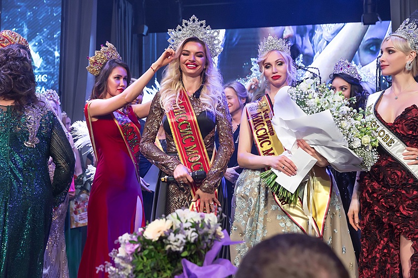 В Сети внешние данные Екатерины Лифшиц, победительницы «Миссис Москва-2018», подверглись жесткой критике.