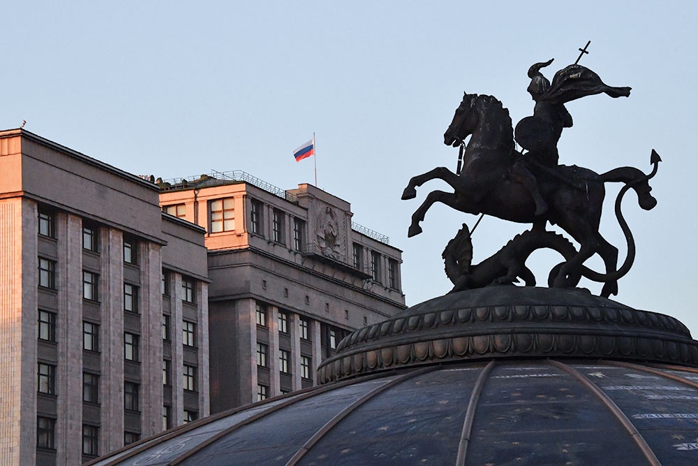Госдума 13 мая обсудит проект о привлечении армии к защите россиян за рубежом