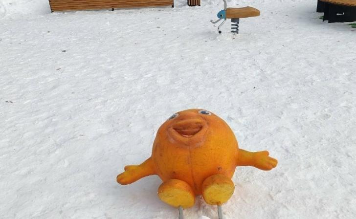 Мэр Курска заверил, что вандалы не трогали Колобка