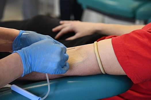 Почти 3 тысячи волгоградцев сдали кровь для больных COVID-19