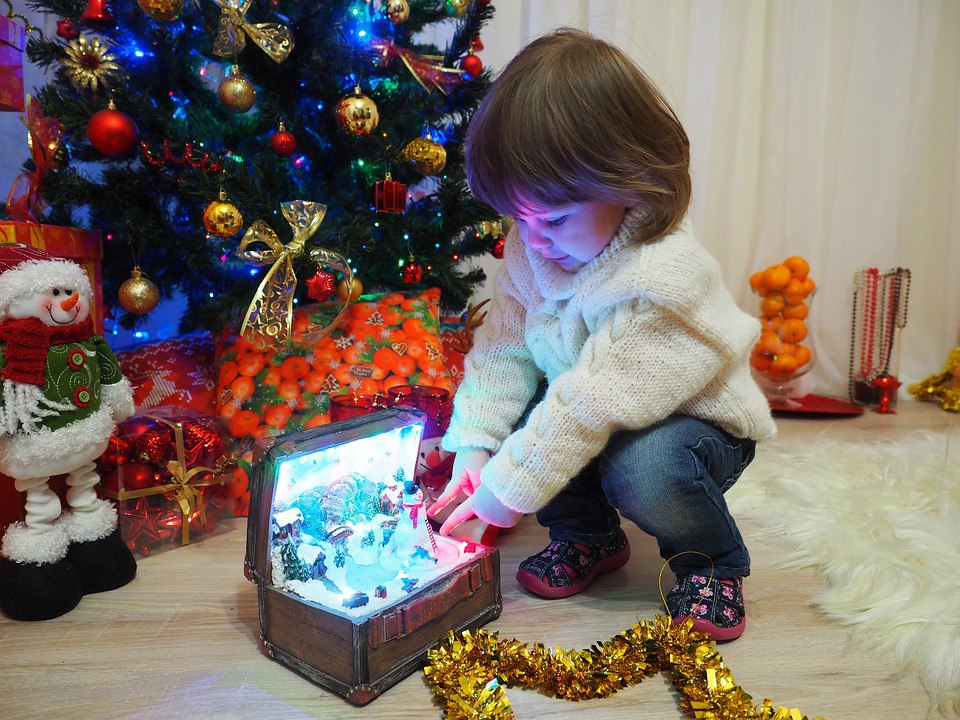 Новогодние Игрушки Делают Дети