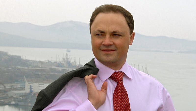Мэра Владивостока заподозрили в "помощи" бизнесу родственников