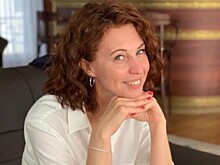 Певица Сенчукова заявила, что покинувшая РФ Хаматова «рыдает ночами»