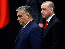 Премьер Венгрии Орбан признался, что «много» молился за победу Эрдогана на выборах в Турции
