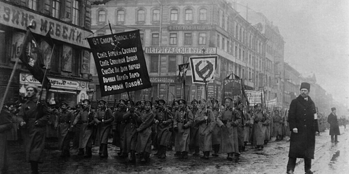 Цветная палитра революции: какие силы действовали в стране в то время