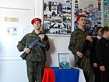 Имя погибшего в СВО снайпера-разведчика присвоили классу александроневской школы